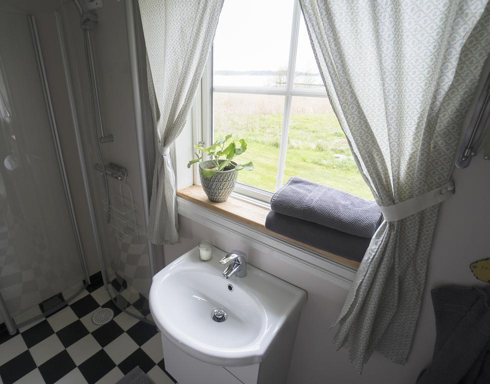 Anfasteroed Gardsvik - Sjoestugan Ljungskile Extérieur photo